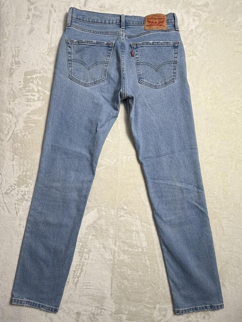 Levi's 511 Slim Fit Jeans Mens 30x32 Light Wash Blue Denim Stretch 04511-4781